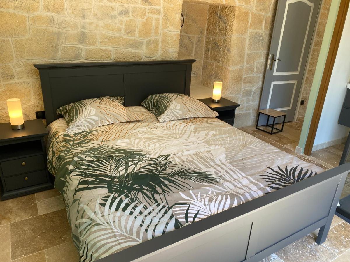 Appartement De Charme Avec Jaccusi Vezenobres 外观 照片